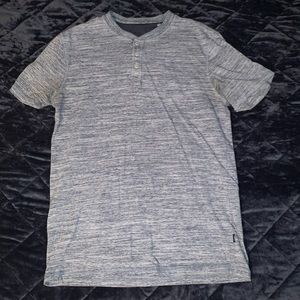 Short sleeve shirt